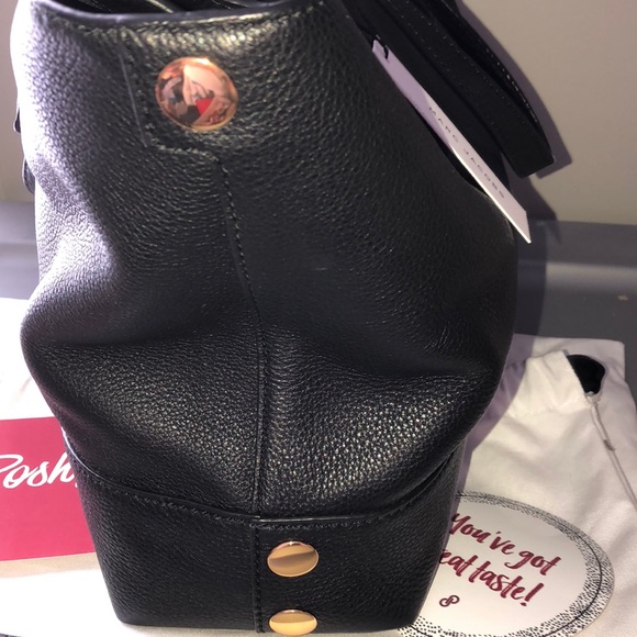 ⚡️FLASH SALE⚡️Marc Jacobs Set - Picture 3 of 8